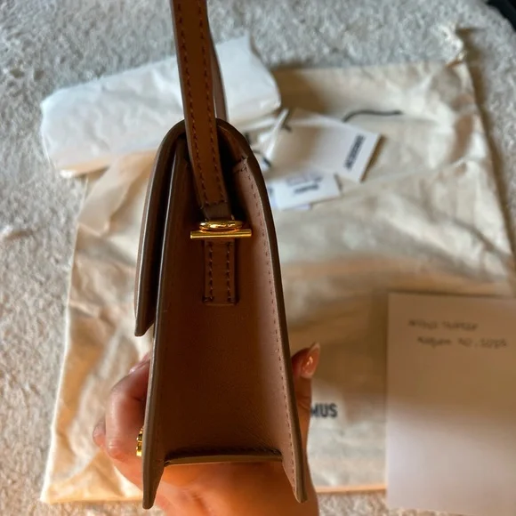 Jacquemus Brown Shoulder Bag - Picture 8 of 11